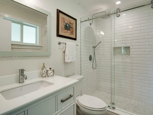 7485 SW 159th Ter, Palmetto Bay FL 33157