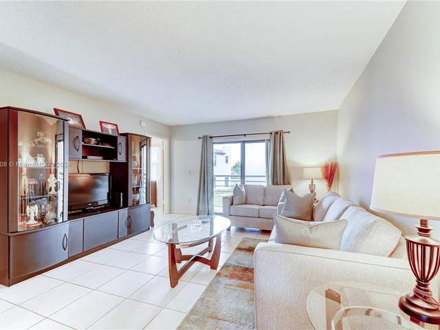 851 NE 207th Ln # 13, Miami FL 33179