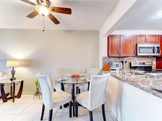 851 NE 207th Ln # 13, Miami FL 33179