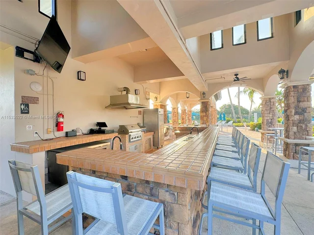 7864 NW 123rd Ave, Parkland FL 33076