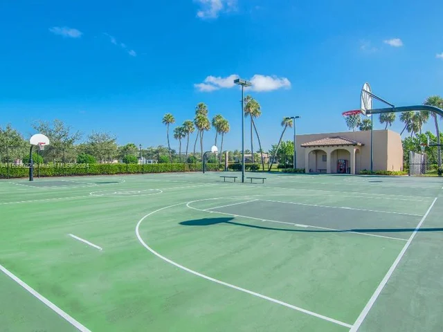 7864 NW 123rd Ave, Parkland FL 33076