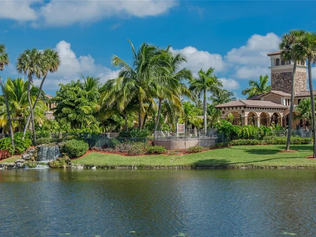 7864 NW 123rd Ave, Parkland FL 33076