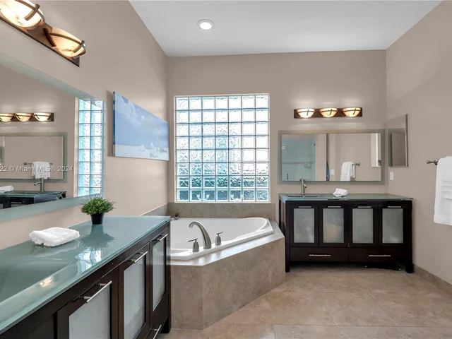 7864 NW 123rd Ave, Parkland FL 33076