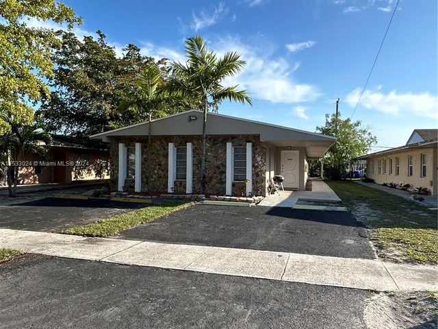 6036 BUCHANAN ST Rear, Hollywood FL 33024