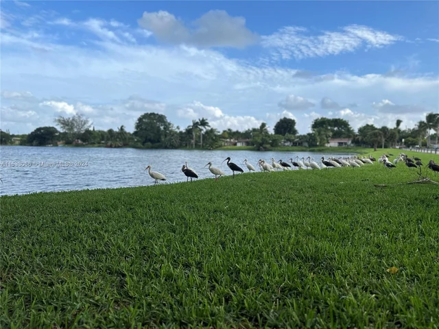 18600 NE 7th Ct # 1, North Miami Beach FL 33179