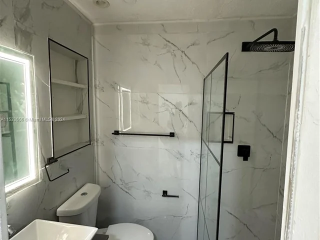 18600 NE 7th Ct # 1, North Miami Beach FL 33179