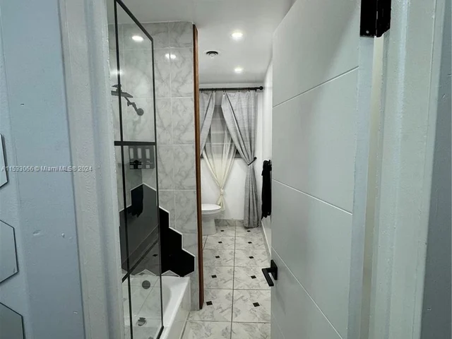 18600 NE 7th Ct # 1, North Miami Beach FL 33179