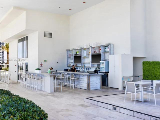 1830 S Ocean Dr # 2609, Hallandale Beach FL 33009