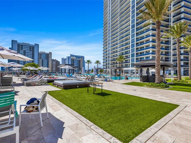 1830 S Ocean Dr # 2609, Hallandale Beach FL 33009
