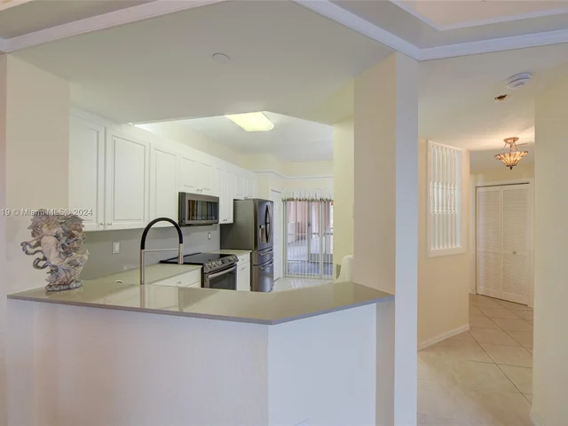 7725 Yardley Dr # 207, Tamarac FL 33321