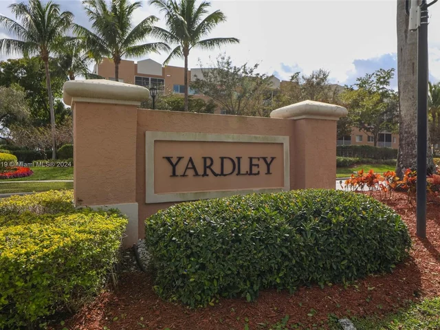 7725 Yardley Dr # 207, Tamarac FL 33321