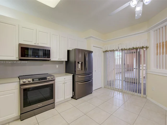 7725 Yardley Dr # 207, Tamarac FL 33321