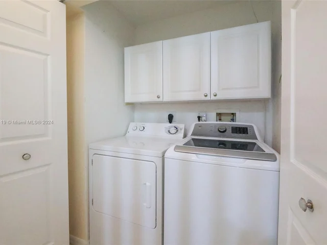 7725 Yardley Dr # 207, Tamarac FL 33321