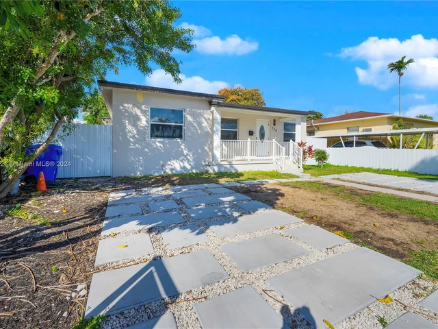 720 SW 60th Ave, Miami FL 33144