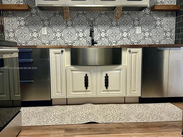 6900 Bay Dr # 4F, Miami Beach FL 33141