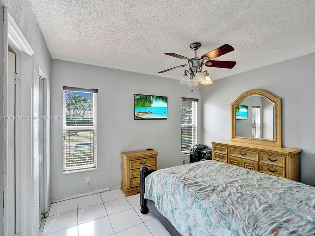 10800 NW 21st St, Sunrise FL 33322