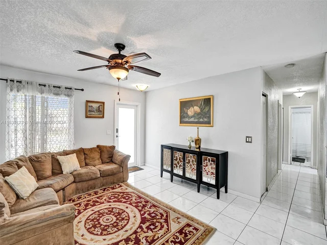 10800 NW 21st St, Sunrise FL 33322