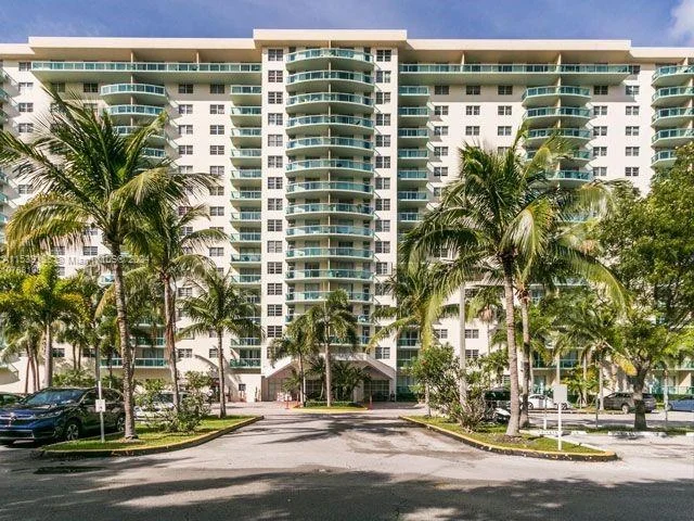 19380 Collins Ave # 224, Sunny Isles Beach FL 33160