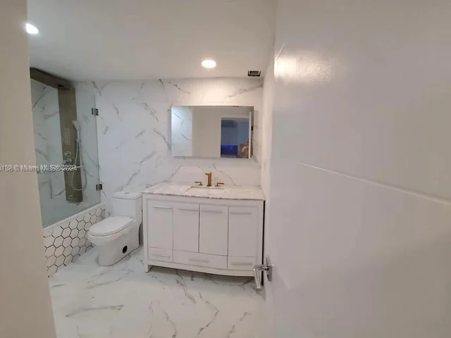 19380 Collins Ave # 224, Sunny Isles Beach FL 33160