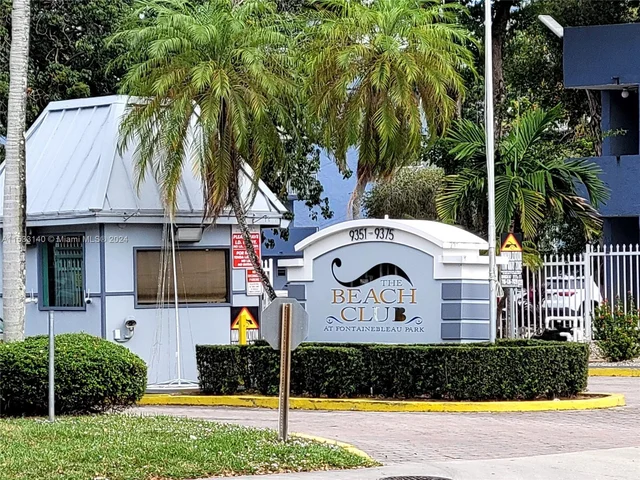 9365 Fontainebleau Blvd # E212, Miami FL 33172