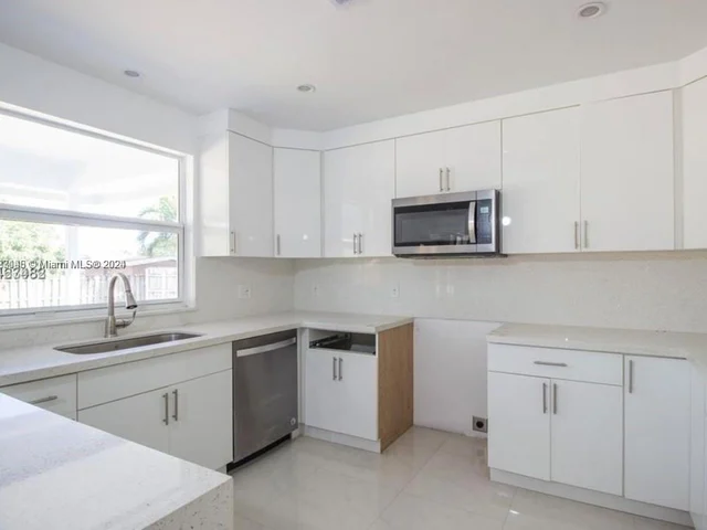 3751 NW 163rd St # 0, Miami Gardens FL 33054