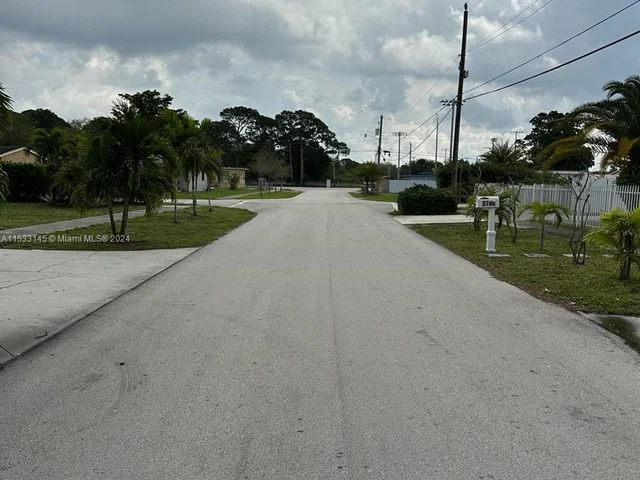 3751 NW 163rd St # 0, Miami Gardens FL 33054