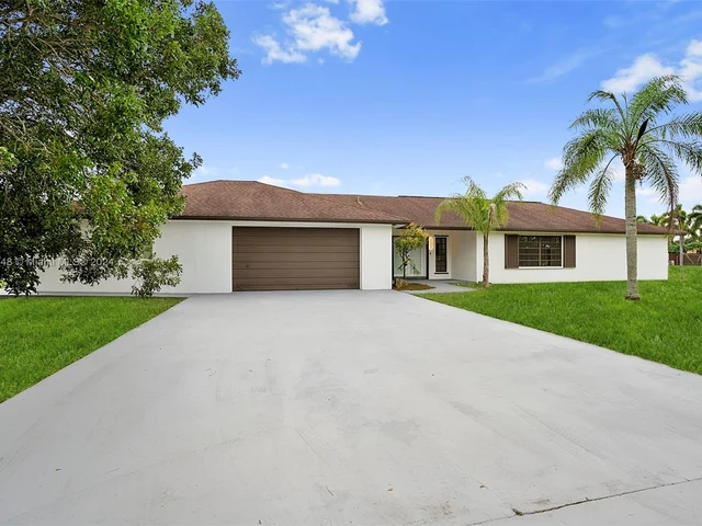 17020 SW 274th St, Homestead FL 33031