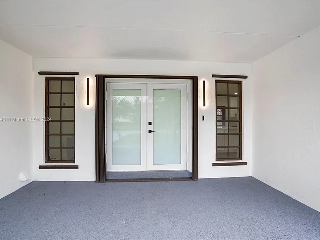 17020 SW 274th St, Homestead FL 33031