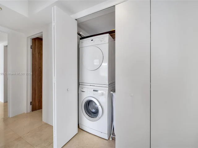 199 Ocean Lane Dr # 901, Key Biscayne FL 33149