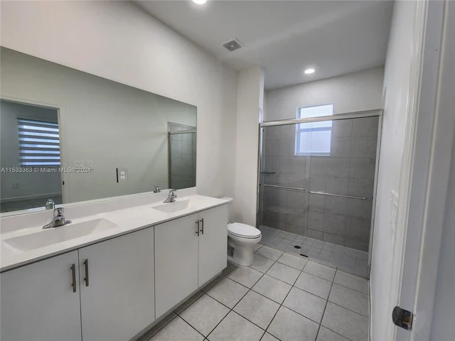 12735 SW 211th St # 12735, Miami FL 33177