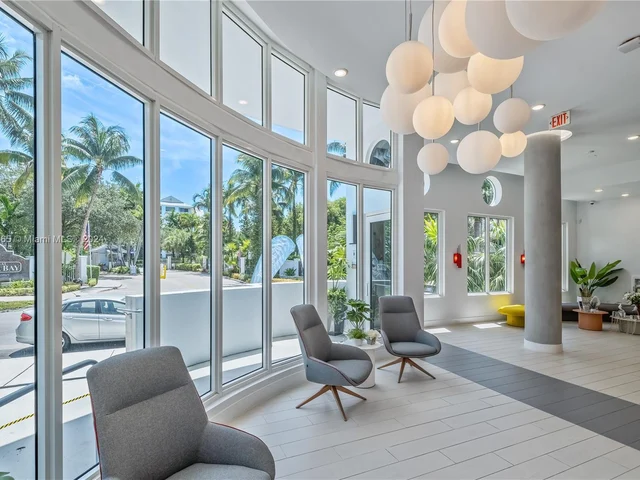 2500 SW 22nd Ter # 819, Fort Lauderdale FL 33312