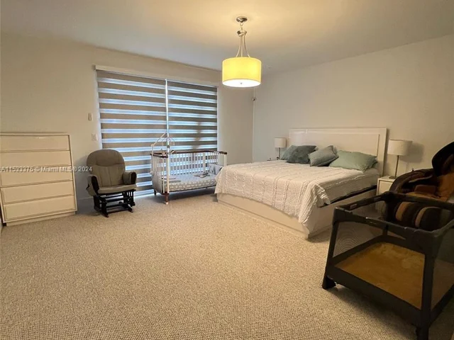 6750 NW 103rd Ave, Doral FL 33178