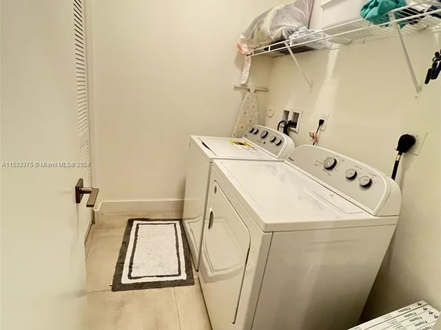 6750 NW 103rd Ave, Doral FL 33178