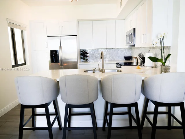 8430 SW 8th St # 504B, Miami FL 33144