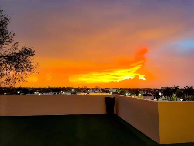 8430 SW 8th St # 504B, Miami FL 33144