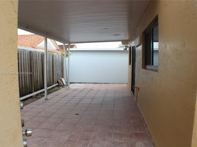 7579 W 31st Ave, Hialeah FL 33018