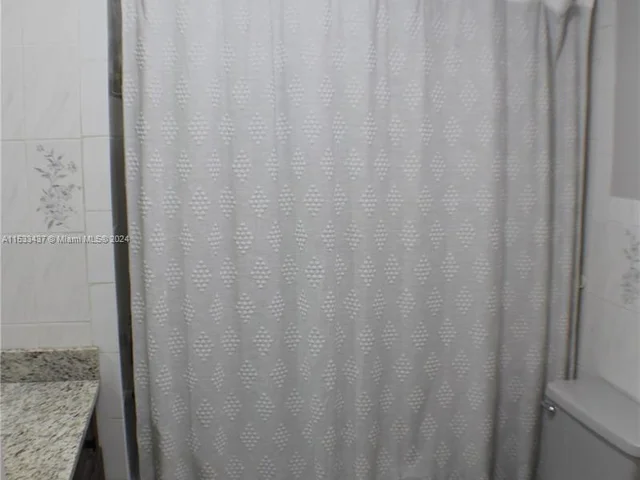 7579 W 31st Ave, Hialeah FL 33018