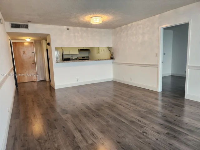 7601 E Treasure Dr # 1501, North Bay Village FL 33141