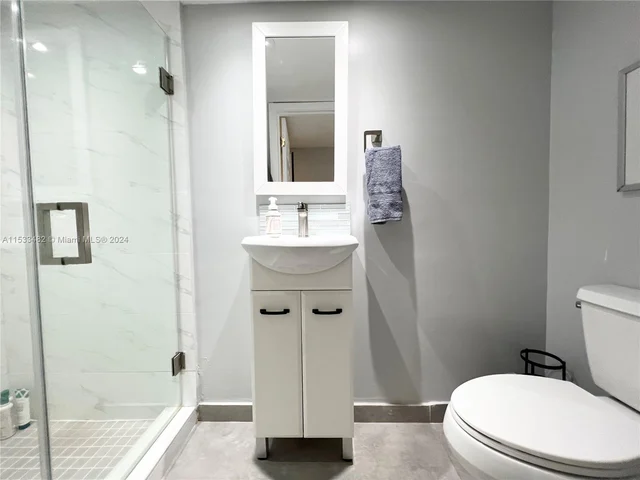 1717 N Bayshore Dr # 2044, Miami FL 33132