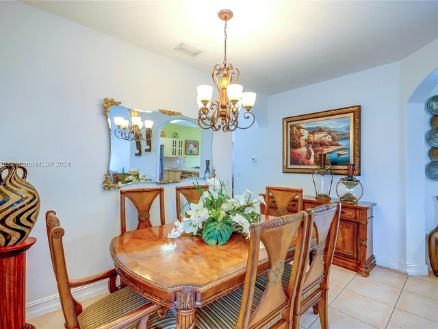 14610 SW 180th St, Miami FL 33177