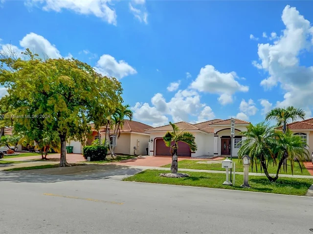 14610 SW 180th St, Miami FL 33177