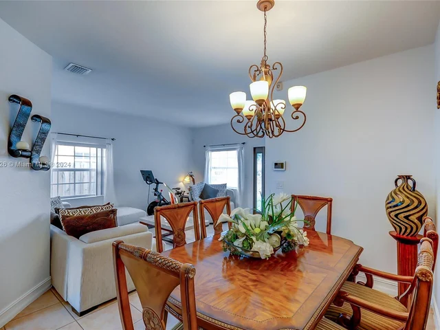 14610 SW 180th St, Miami FL 33177