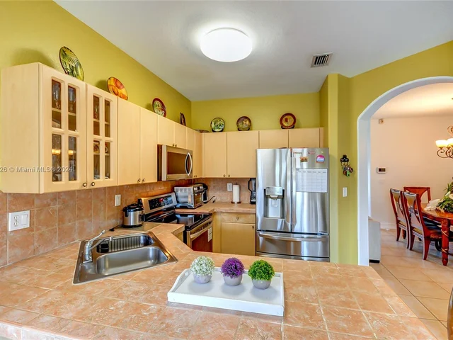 14610 SW 180th St, Miami FL 33177