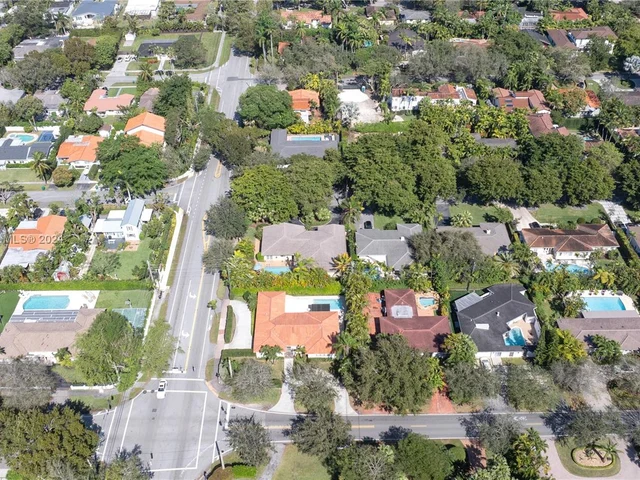 1545 Blue Rd, Coral Gables FL 33146