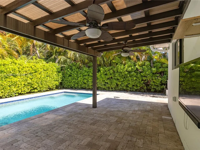 1545 Blue Rd, Coral Gables FL 33146