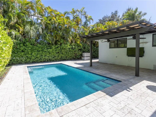 1545 Blue Rd, Coral Gables FL 33146