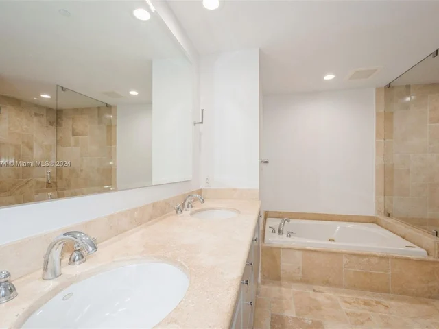 1819 SE 17th St # 507, Fort Lauderdale FL 33316