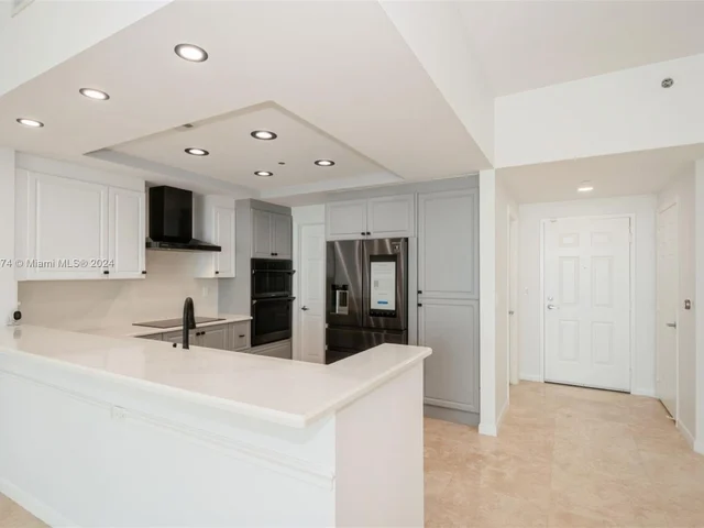 1819 SE 17th St # 507, Fort Lauderdale FL 33316