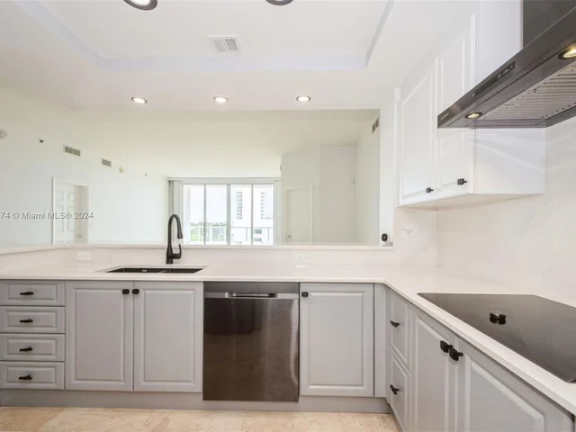 1819 SE 17th St # 507, Fort Lauderdale FL 33316