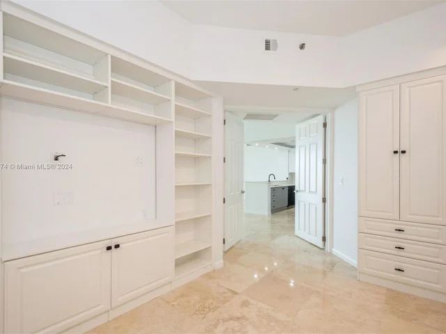 1819 SE 17th St # 507, Fort Lauderdale FL 33316